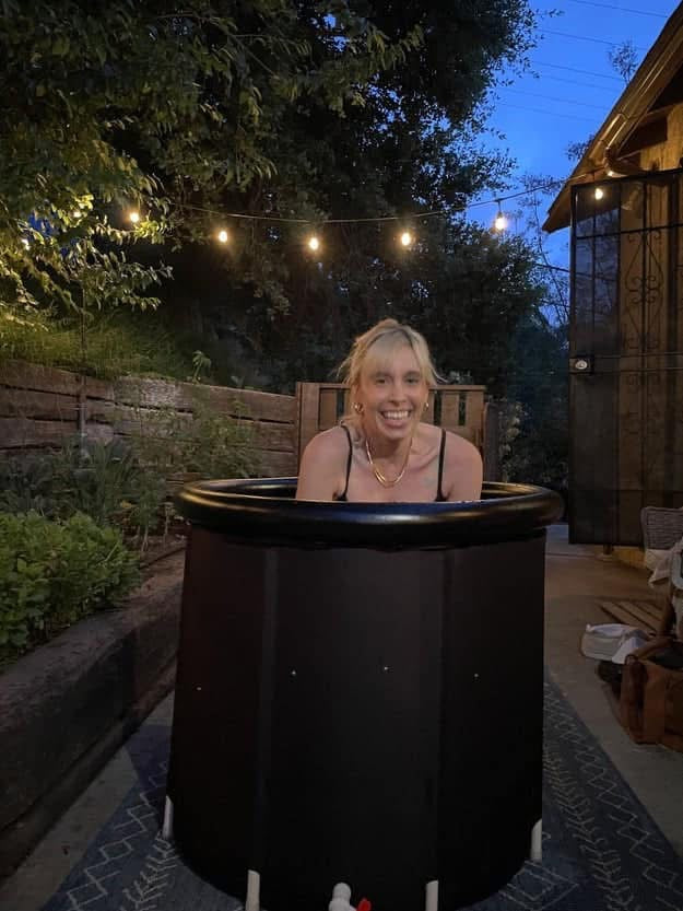 COLD PLUNGE TUB